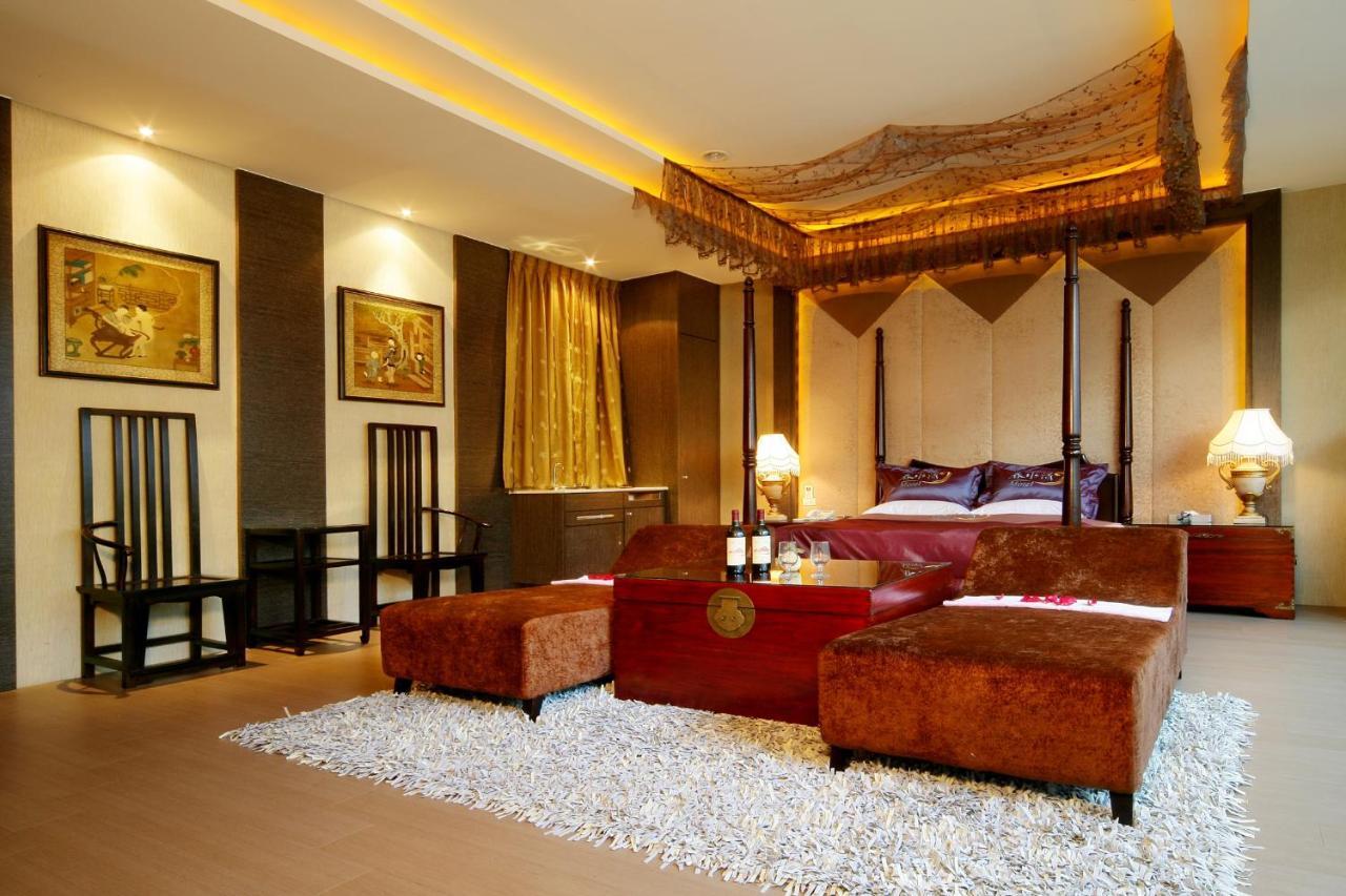 Spring Young Motel Фэнъюань Экстерьер фото