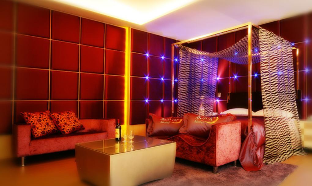 Spring Young Motel Фэнъюань Экстерьер фото